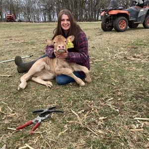 Meet your Posher, Monica